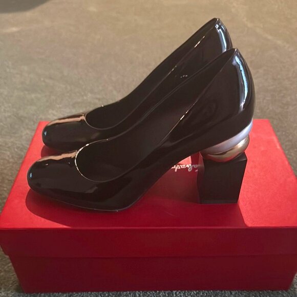 Ferragamo Black Patent Block Heel--Lilian Size 8.5 C - Picture 1 of 14